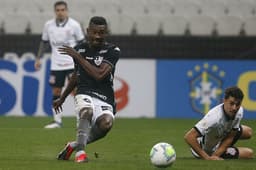 Corinthians x Botafogo - Kalou