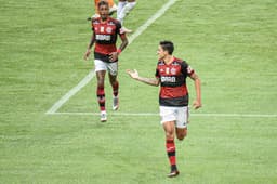 Pedro e Bruno Henrique