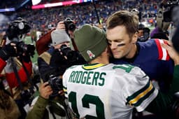 Tom Brady vs Aaron Rodgers