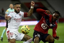 Lille x Lyon - Disputa - Depay e Renato Sanches