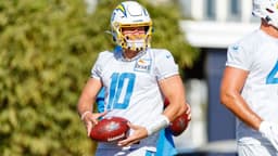 justin herbert los angeles chargers