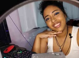 Ana Beatriz "Preta" - Streamer