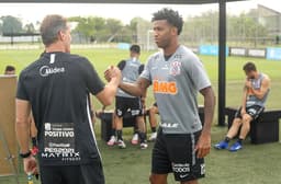 Mancini e Gil - Treino Corinthians