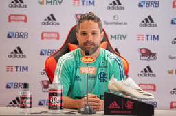 Diego Ribas - Coletiva de Imprensa (Flamengo)