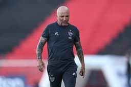 Sampaoli não estará em campo com o Galo contra o Palmeiras, na última rodada do Brasileirão