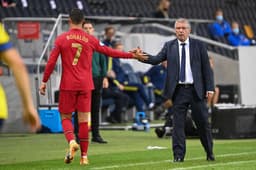 Cristiano Ronaldo e Fernando Santos, técnico de Portugal