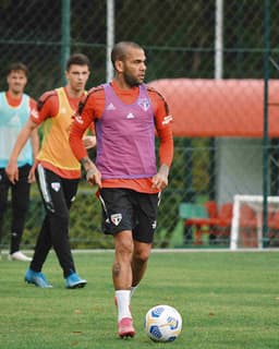 Daniel Alves - São Paulo