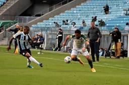 Coelho e Tricolor fizeram um jogo movimentado, mas fizeram apenas um ponto e seguem no Z4