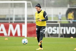 Fábio Santos - Treino Corinthians