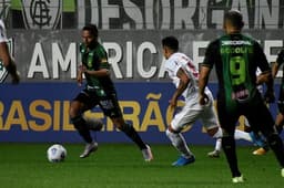 O Coelho sucumbiu a qualidade do Massa Bruta que segue no G4 do Brasileirão