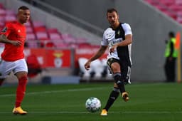 Benfica x Farense - Jonatan Lucca