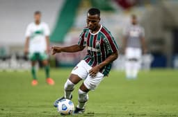 Arias - Fluminense