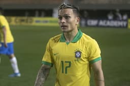 Artur - Seleção Brasileira