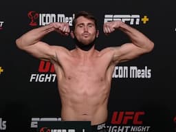 Darren Till, assim como Brunson, ficou dentro do peso dos médios (Foto: Reprodução/YouTube)