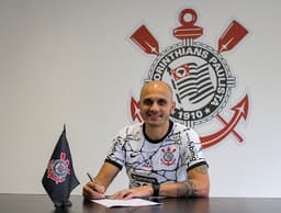 Fábio Santos - Renovação Corinthians