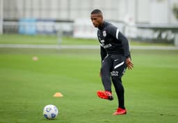 Xavier - treino do Corinthians - 20-10