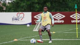 Treino Fluminense - Cazares