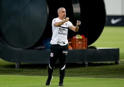 Sylvinho - treino do Corinthias - 3.11