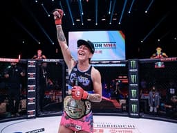 Cris Cyborg manteve o cinturão peso-pena do Bellator após nocaute (Foto: Divulgação/Bellator)