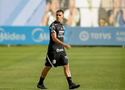 Gabriel - treino do Corinthians - 23-11