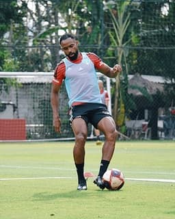 William - treino do São Paulo