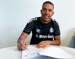 Renovação de Hugo com o Grêmio