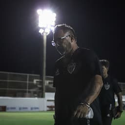 Antônio Mohamed gostou da estreia do Galo e planeja o time titular em campo brevemente