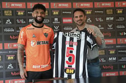 Otávio recebeu a camisa 5 do Galo e já estará à disposiçãodo time nos próximos dias