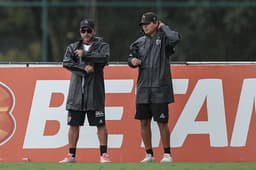 Antonio Mohamed prometeu um Galo titular nos próximos dias, antes do duelo contra o Fla