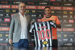 Arana, que completou 100 jogos pelo Galo,  mira uma das vagas na Copa do Mundo do Catar, que será disputada este ano