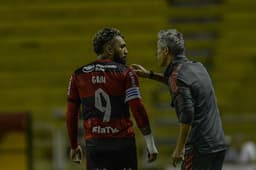 Paulo Sousa e Gabigol