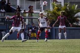 Flamengo x Madureira - Andreas Pereira