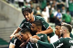 Palmeiras acumula quatro vitórias e um empate em cinco jogos do Paulista