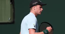 Jenson Brooksby vibra em vitória em Indian Wells