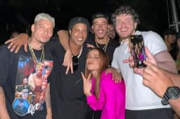 Ronaldinho, Ret, Anitta, L7