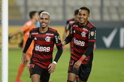 Matheuzinho e Lázaro