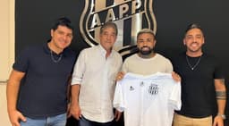 Douglas Santos chega a Ponte Preta