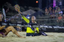 Beach Tennis Adaptado no Follow the Beach Copacabana