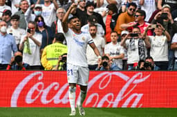 Rodrygo festeja pelo Real Madrid