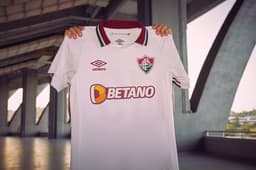 Veja a nova camisa branca do Fluminense de 2022