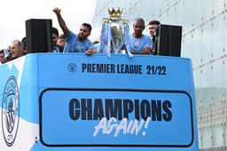 Manchester City comemorando título da Premier League