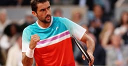 Marin Cilic em ação no torneio de Roland Garros 2022