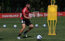 Calleri - treino São Paulo