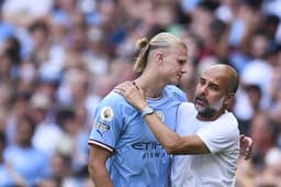 Pep Guardiola e Erling Haaland - Manchester City