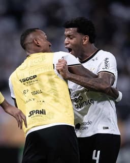 Gil e Raul Gustavo - Corinthians 4 x 1 Atlético-GO - Copa do Brasil 2022