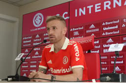 Pedro Henrique - Internacional