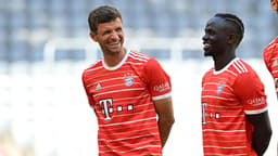 Thomas Müller e Sadio Mané - Bayern de Munique