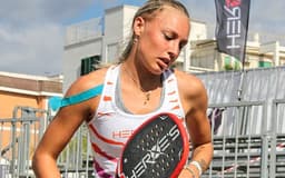 Ninny Valentini durante o Mundial de Beach Tennis em Terracina