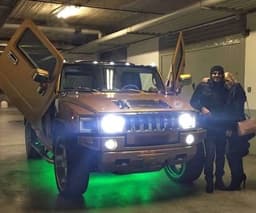 Hummer H2 Gold