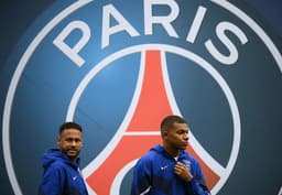 Neymar e Mbappé - PSG